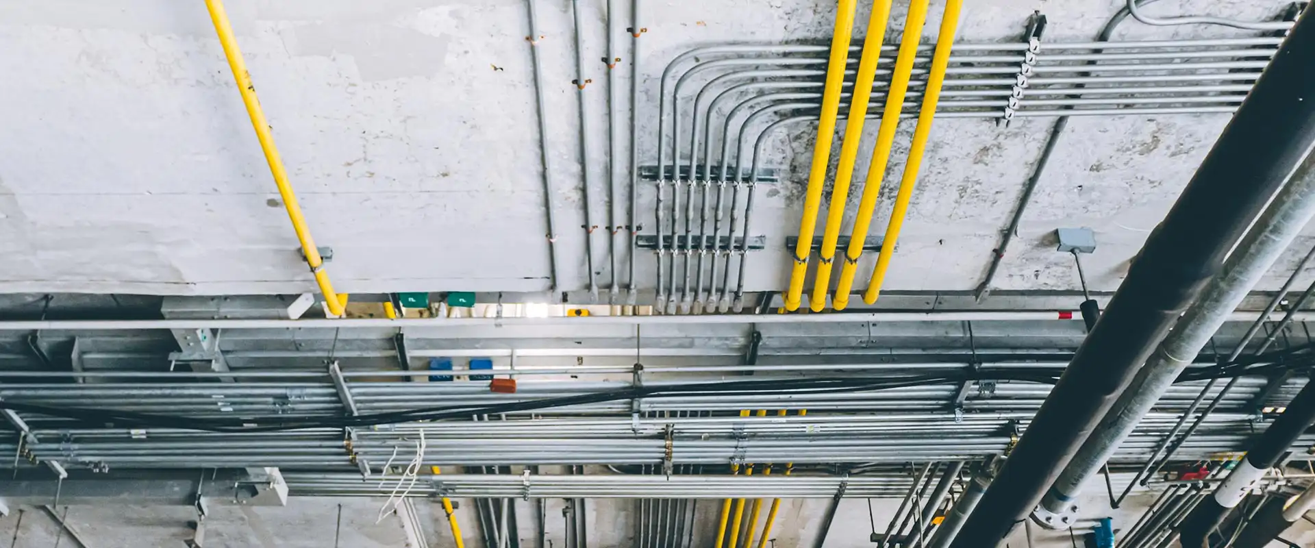 Bentley Raceway & Cable Management
